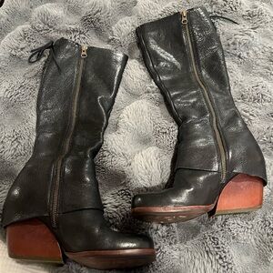 Kork-Ease Black Leather Heeled Boots